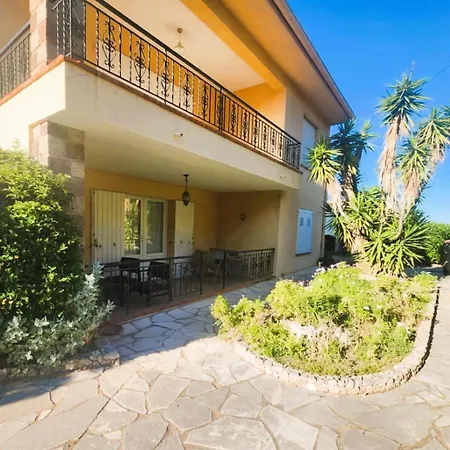 Pres De La Mere Yourhosthelper Holiday home
